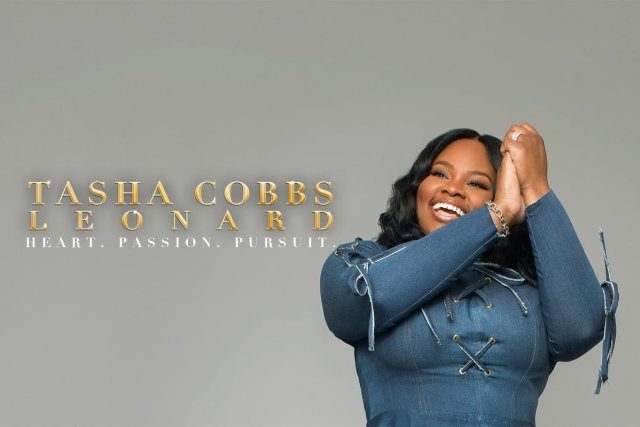 Tasha Cobbs Leonard - The Name Of Our God