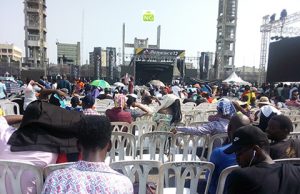 Pictures from the Experience Concert The crowd