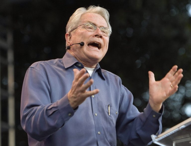 Filmmakers Shooting Movie on Luis Palau’s Life<br />
<b>Deprecated</b>:  strip_tags(): Passing null to parameter #1 ($string) of type string is deprecated in <b>/home/naijago/public_html/wp-content/themes/Newsmag/loop-archive.php</b> on line <b>49</b><br />
